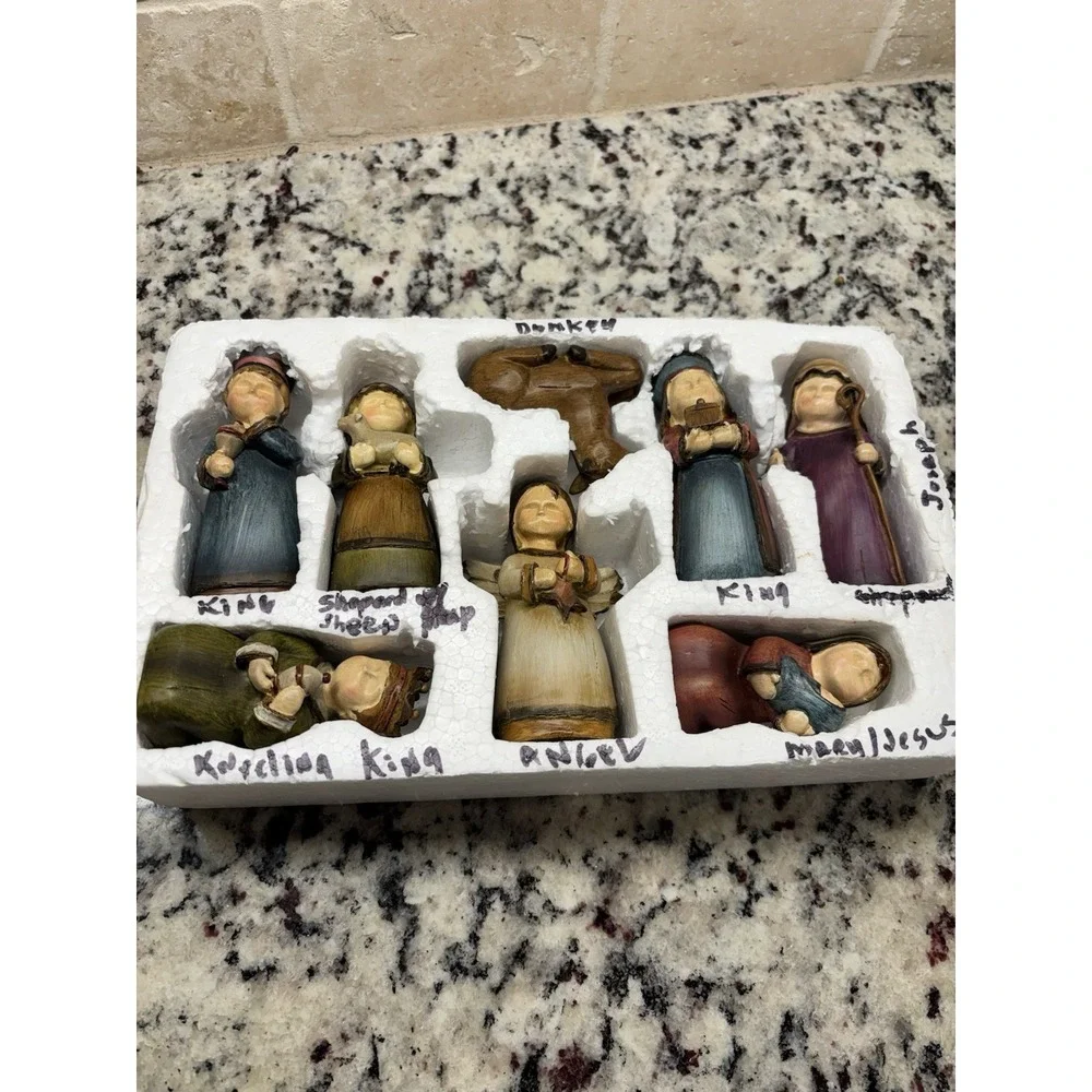 Vintage TII Collections Folk Art Mini Resin Nativity Set Complete Country